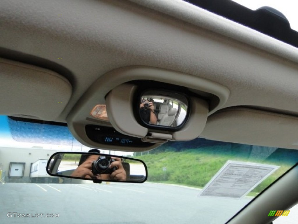 2007 Sienna XLE - Silver Pine Mica / Taupe photo #16