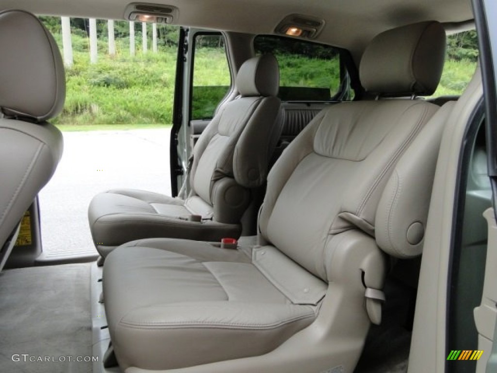 2007 Sienna XLE - Silver Pine Mica / Taupe photo #19