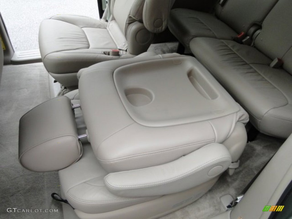 2007 Sienna XLE - Silver Pine Mica / Taupe photo #22
