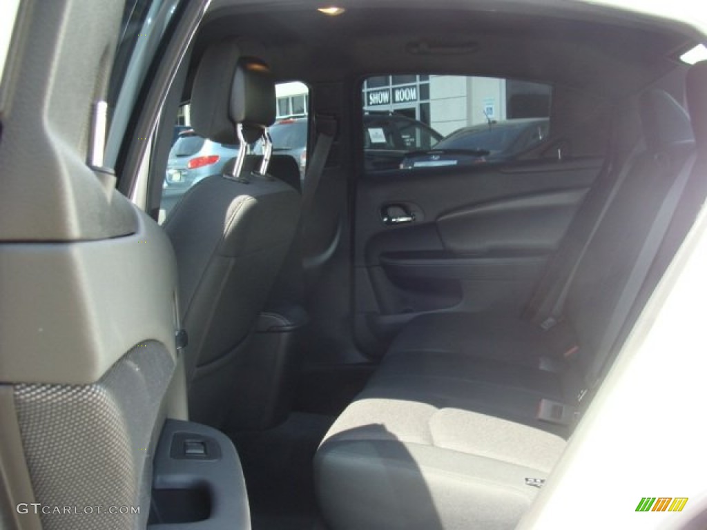 2014 Avenger SE - Bright White / Black photo #11