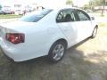 Candy White - Jetta SE Sedan Photo No. 4