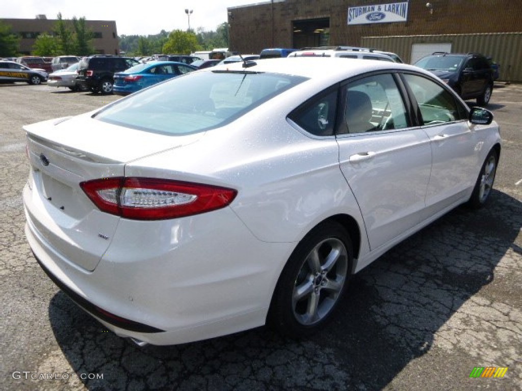 2015 Fusion SE - White Platinum Metallic / Charcoal Black photo #2