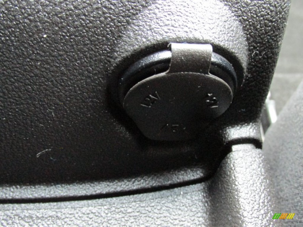 2009 G5  - Black / Ebony photo #34