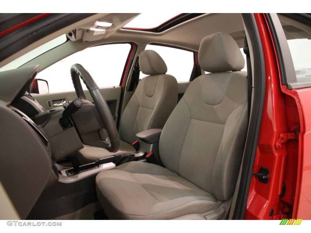 2008 Focus SES Sedan - Vermillion Red / Medium Stone photo #5
