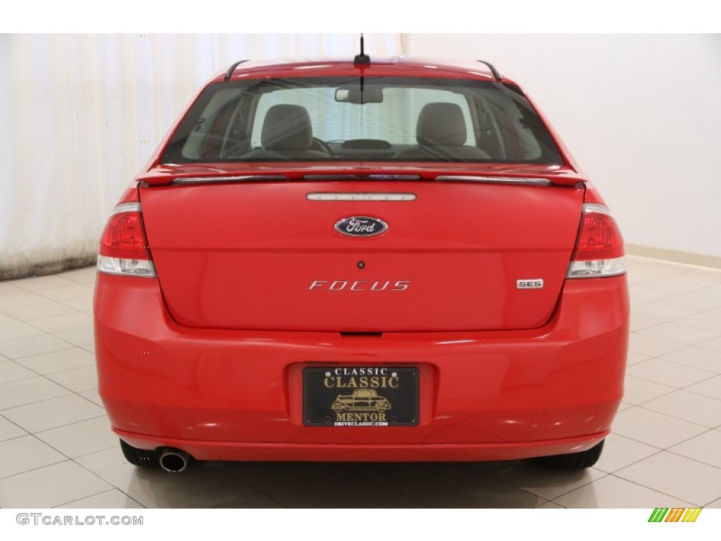 2008 Focus SES Sedan - Vermillion Red / Medium Stone photo #15