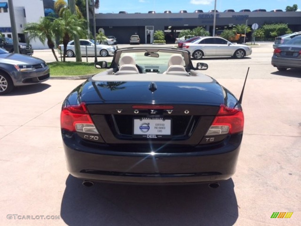 2011 C70 T5 - Black / Soverign Hide Calcite Leather/Umbra Brown photo #4