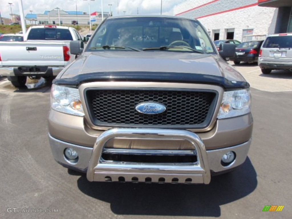 2006 F150 XLT SuperCab 4x4 - Arizona Beige Metallic / Tan photo #4