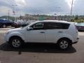 Diamond White Pearl - Outlander LS 4WD Photo No. 6