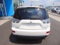 Diamond White Pearl - Outlander LS 4WD Photo No. 7