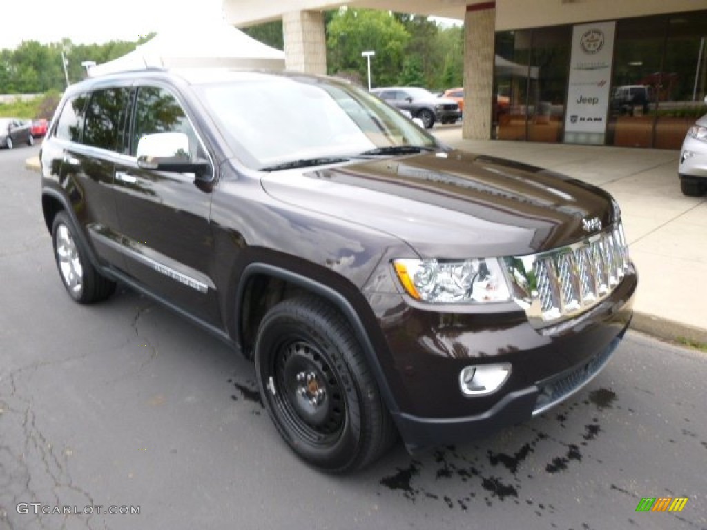 2011 Grand Cherokee Overland 4x4 - Rugged Brown Pearl / New Saddle/Black photo #2