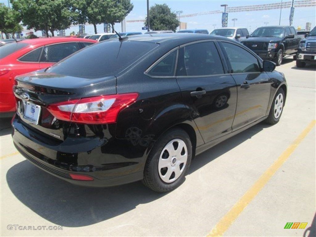 2014 Focus S Sedan - Tuxedo Black / Charcoal Black photo #1