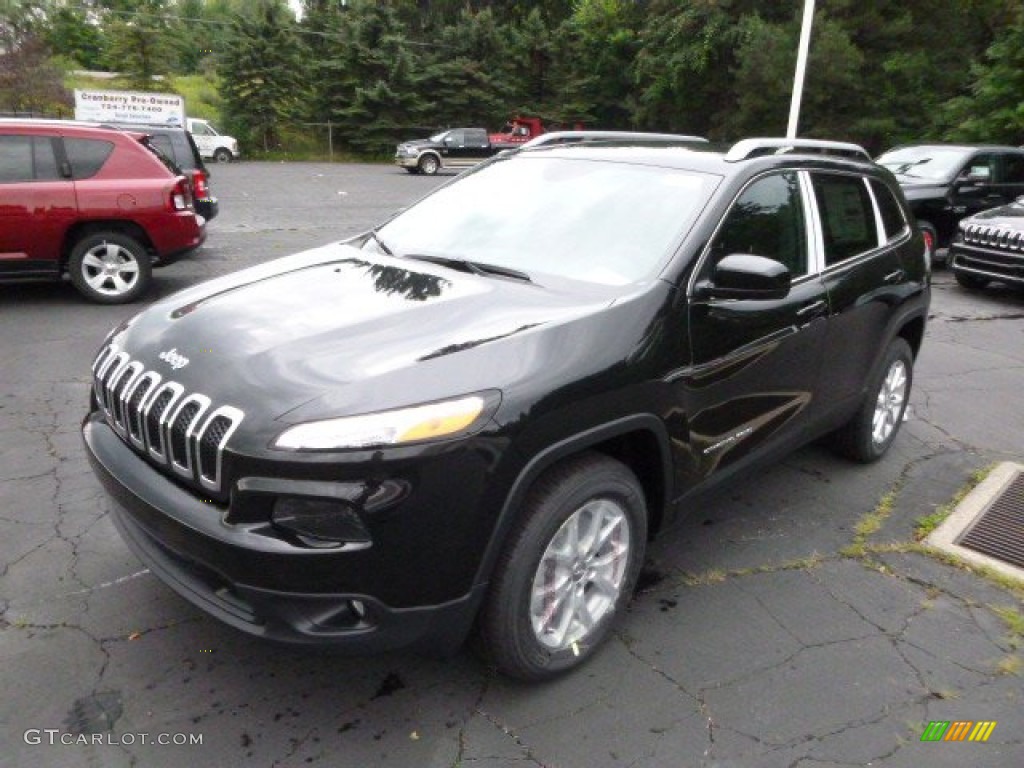 Brilliant Black Crystal Pearl 2015 Jeep Cherokee Latitude 4x4 Exterior Photo #96263448