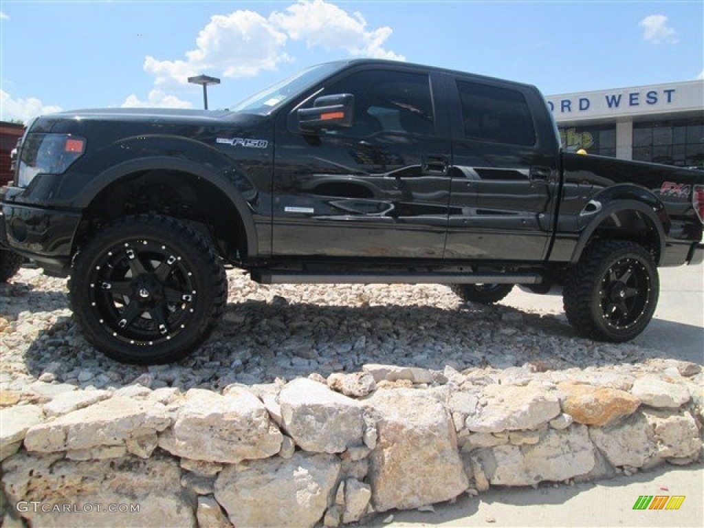 2014 F150 FX4 SuperCrew 4x4 - Tuxedo Black / Black photo #2