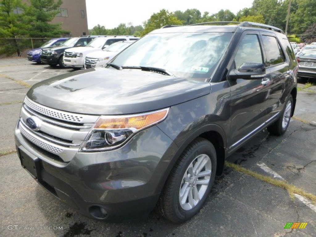 2015 Explorer XLT 4WD - Magnetic / Charcoal Black photo #4