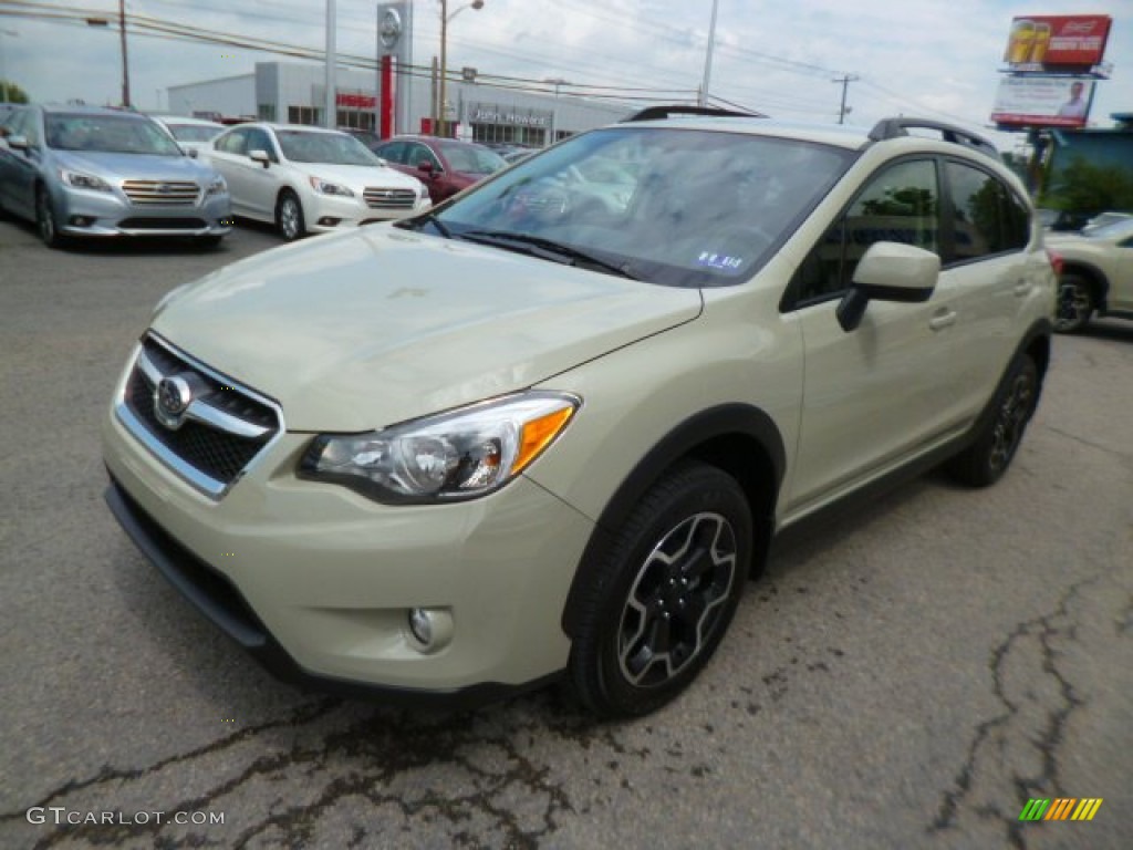 2014 XV Crosstrek 2.0i Premium - Desert Khaki / Black photo #3