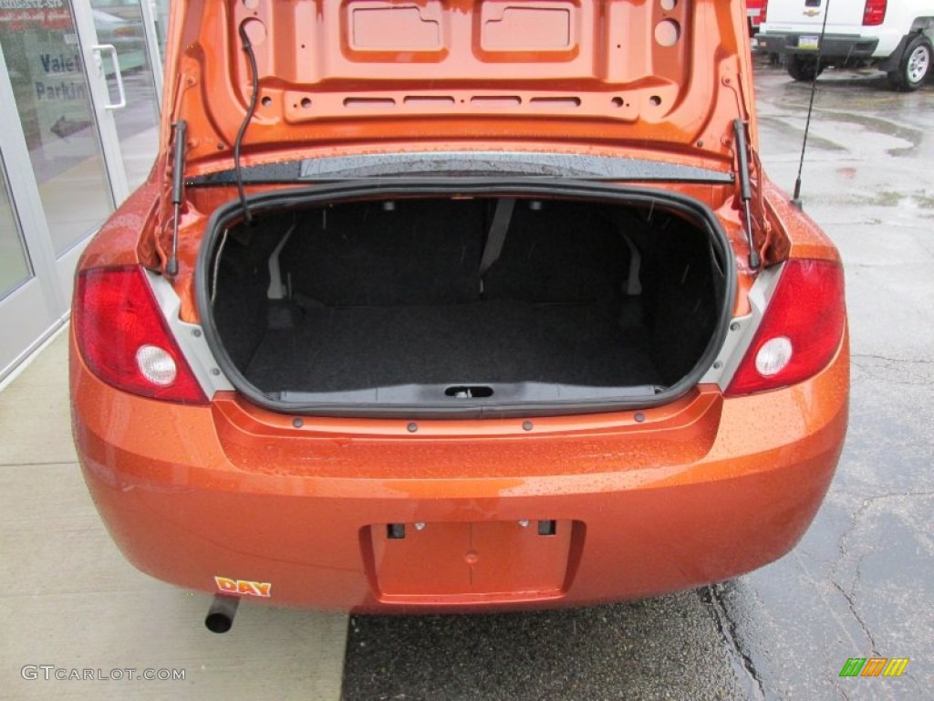 2007 Cobalt LS Sedan - Sunburst Orange Metallic / Gray photo #21
