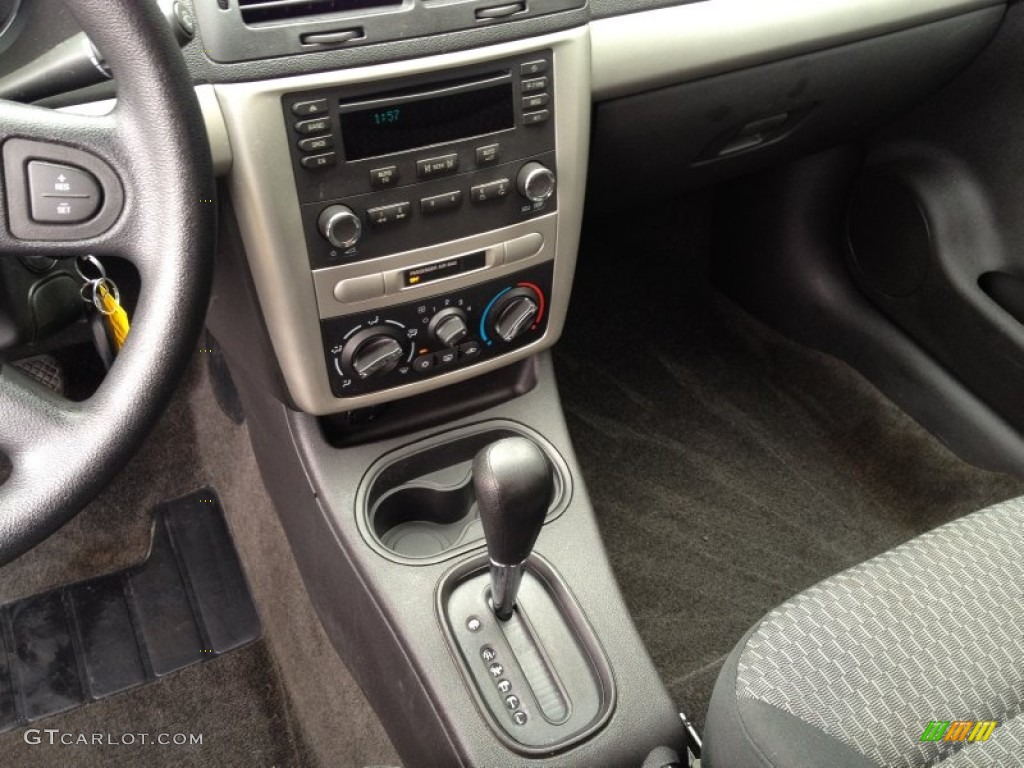 2006 Cobalt LT Coupe - Summit White / Ebony photo #16