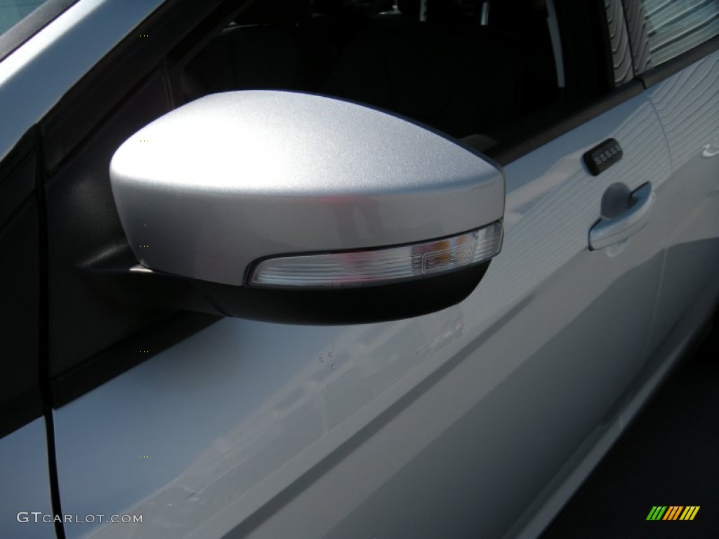 2014 Focus SE Hatchback - Ingot Silver / Charcoal Black photo #12