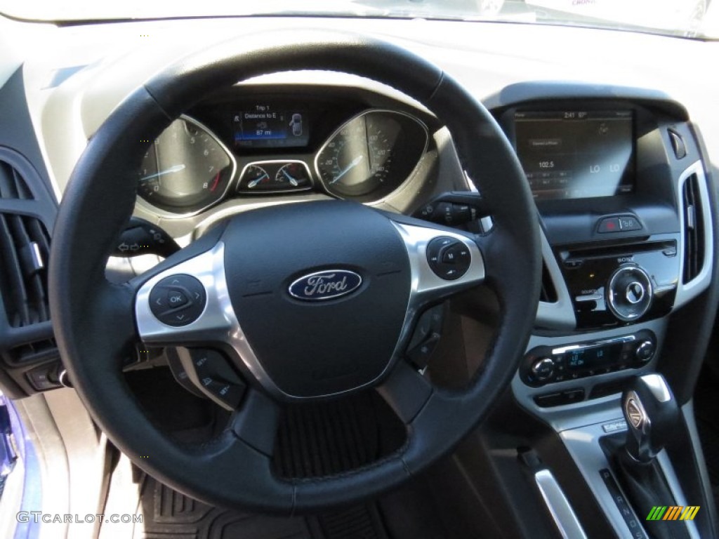 2013 Focus SE Sedan - Performance Blue / Charcoal Black photo #10