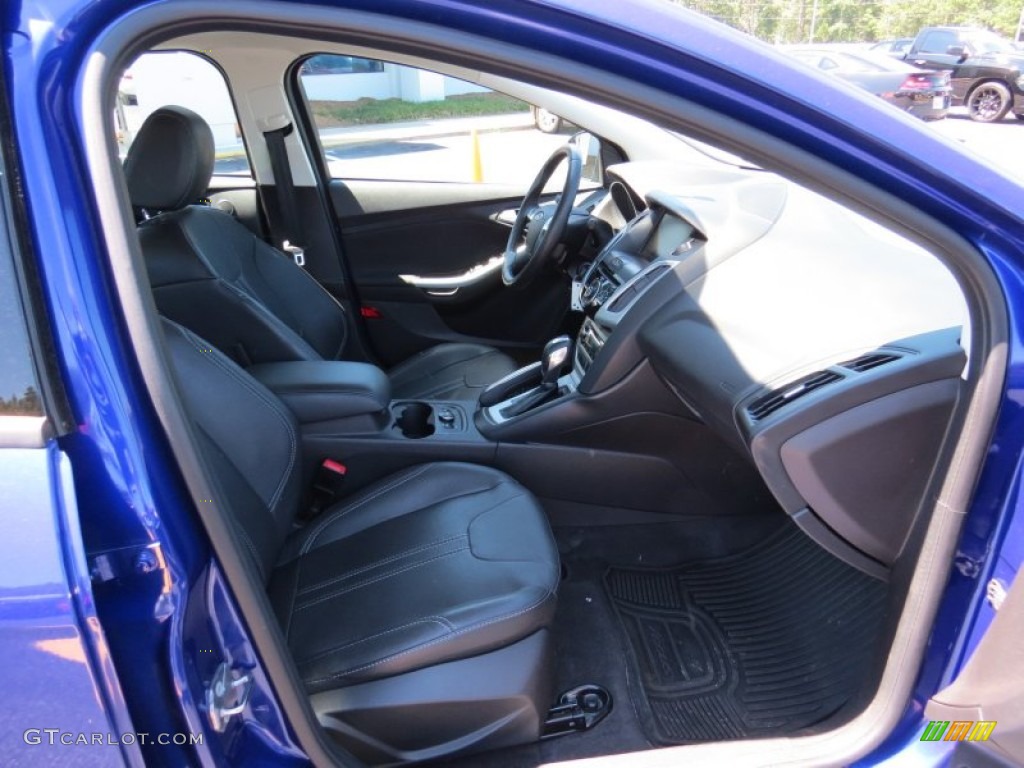 2013 Focus SE Sedan - Performance Blue / Charcoal Black photo #19