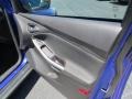 2013 Performance Blue Ford Focus SE Sedan  photo #20