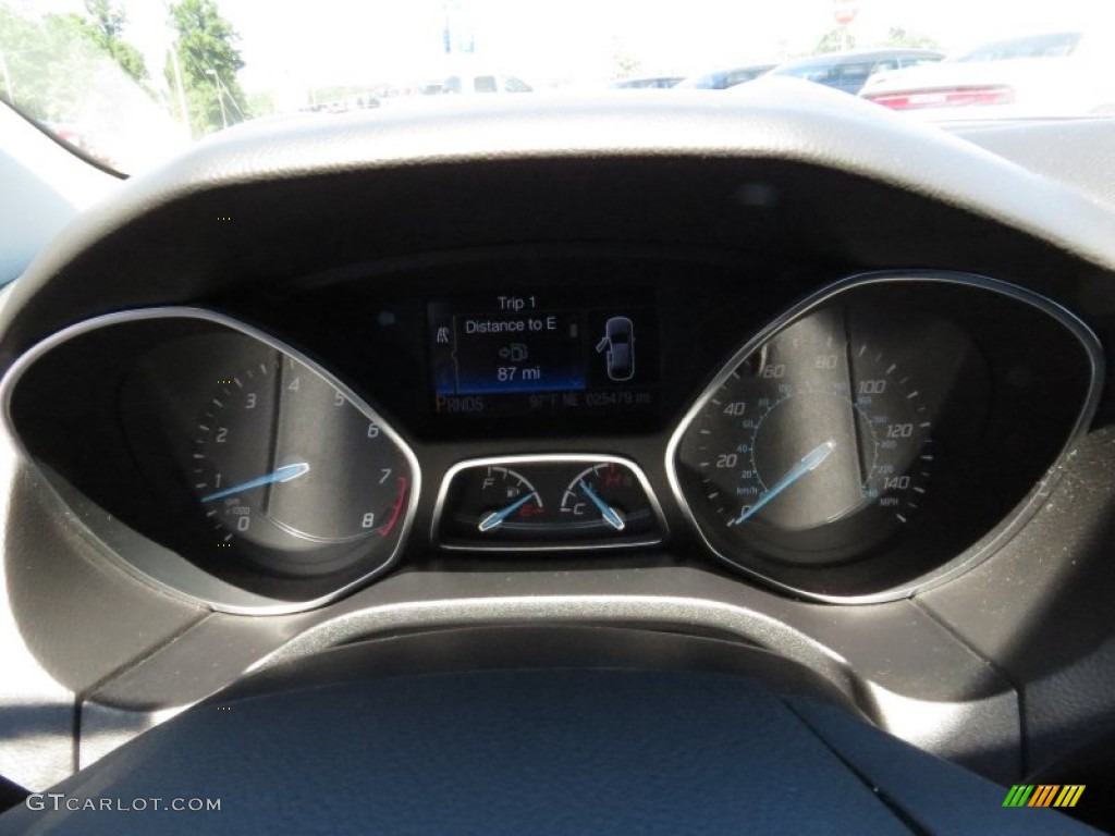 2013 Focus SE Sedan - Performance Blue / Charcoal Black photo #23