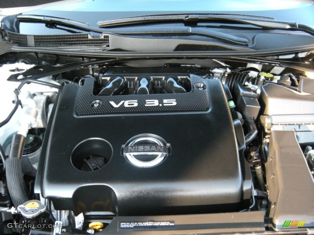2014 Nissan Altima 3.5 SL Engine Photos