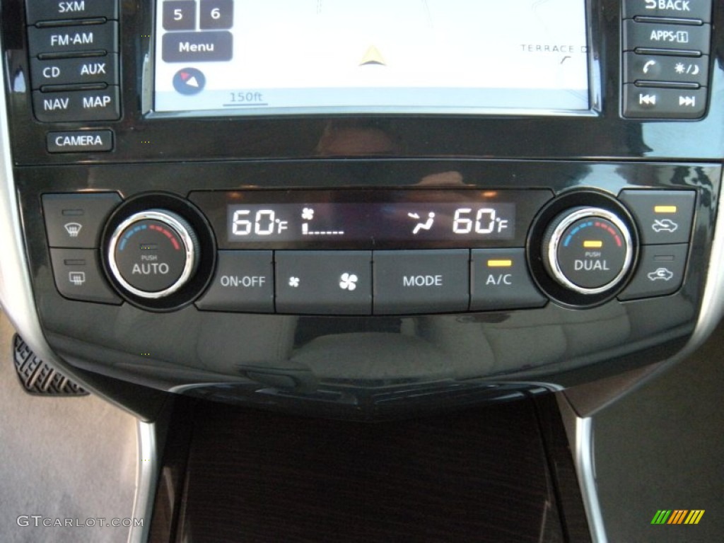 2014 Nissan Altima 3.5 SL Controls Photo #96293118