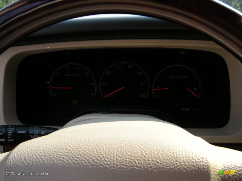 2005 Aviator Luxury - Black / Camel photo #52