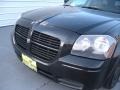 2005 Brilliant Black Crystal Pearl Dodge Magnum SXT  photo #10