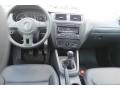 Pure White - Jetta SE Sedan Photo No. 23