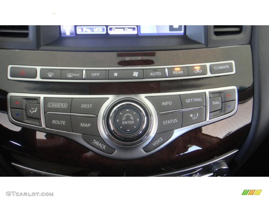 2014 Infiniti QX60 Hybrid AWD Controls Photo #96303834
