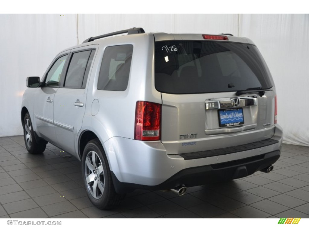 2015 Pilot Touring - Alabaster Silver Metallic / Gray photo #8