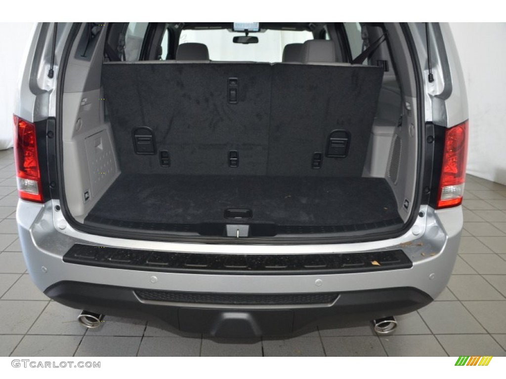 2015 Pilot Touring - Alabaster Silver Metallic / Gray photo #28