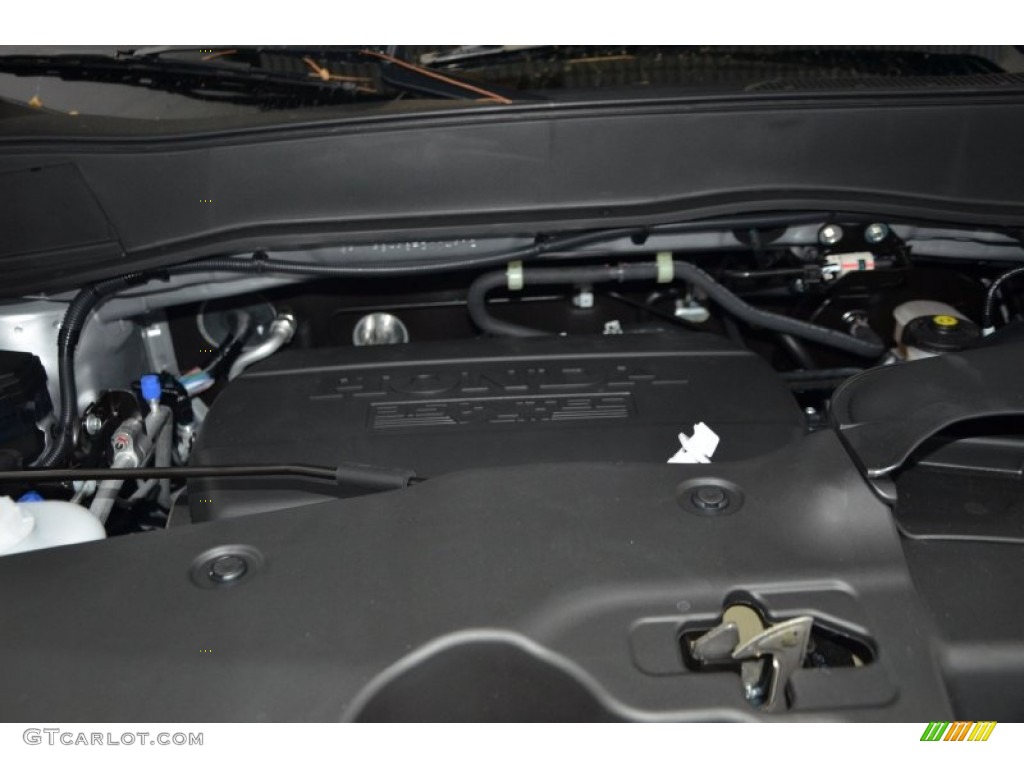 2015 Pilot Touring - Alabaster Silver Metallic / Gray photo #32