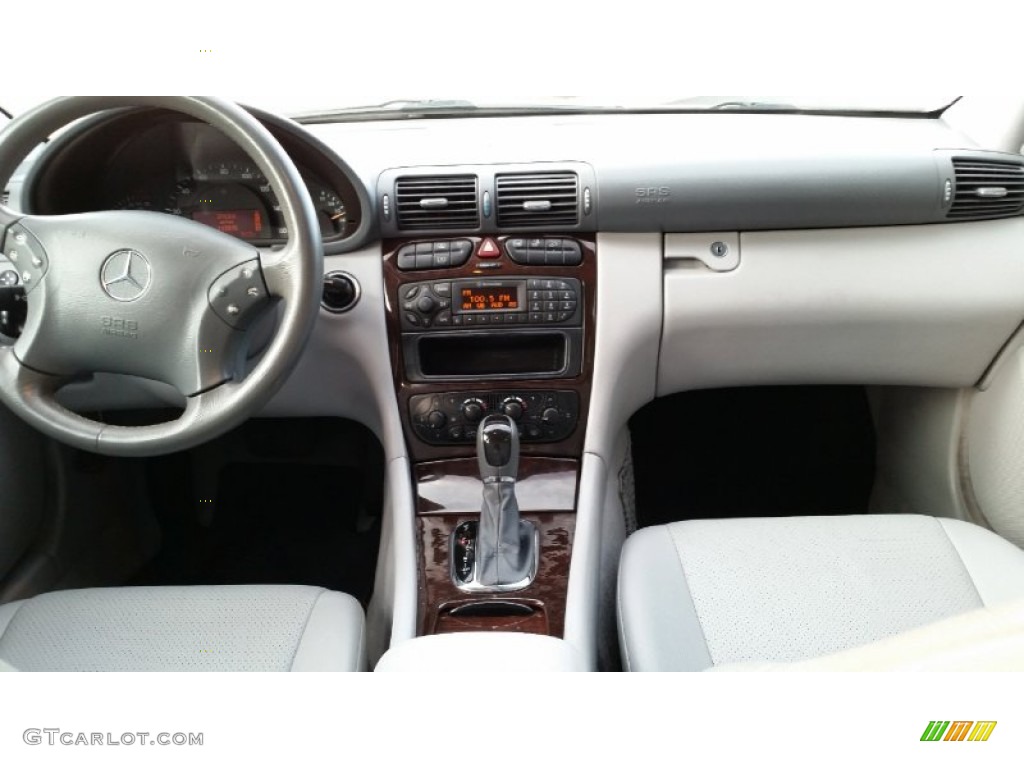 2002 Mercedes-Benz C 240 Sedan Ash Dashboard Photo #96315156