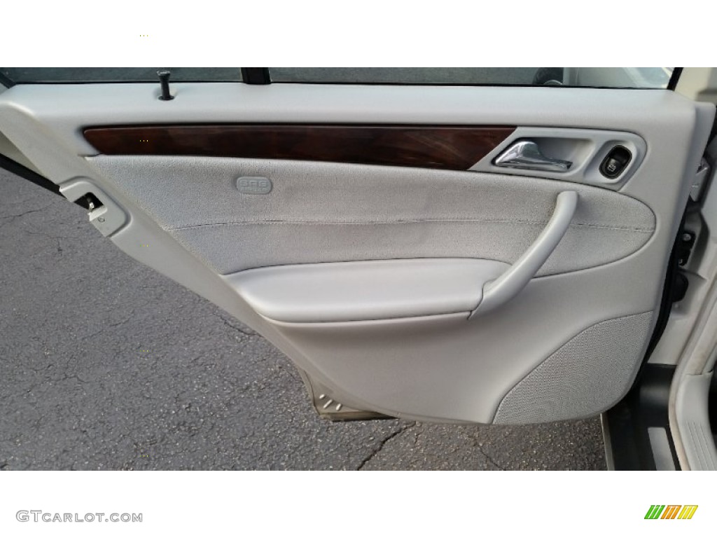 2002 Mercedes-Benz C 240 Sedan Ash Door Panel Photo #96315405