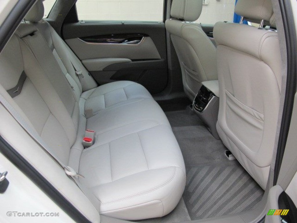 2014 Cadillac XTS Platinum AWD Rear Seat Photos