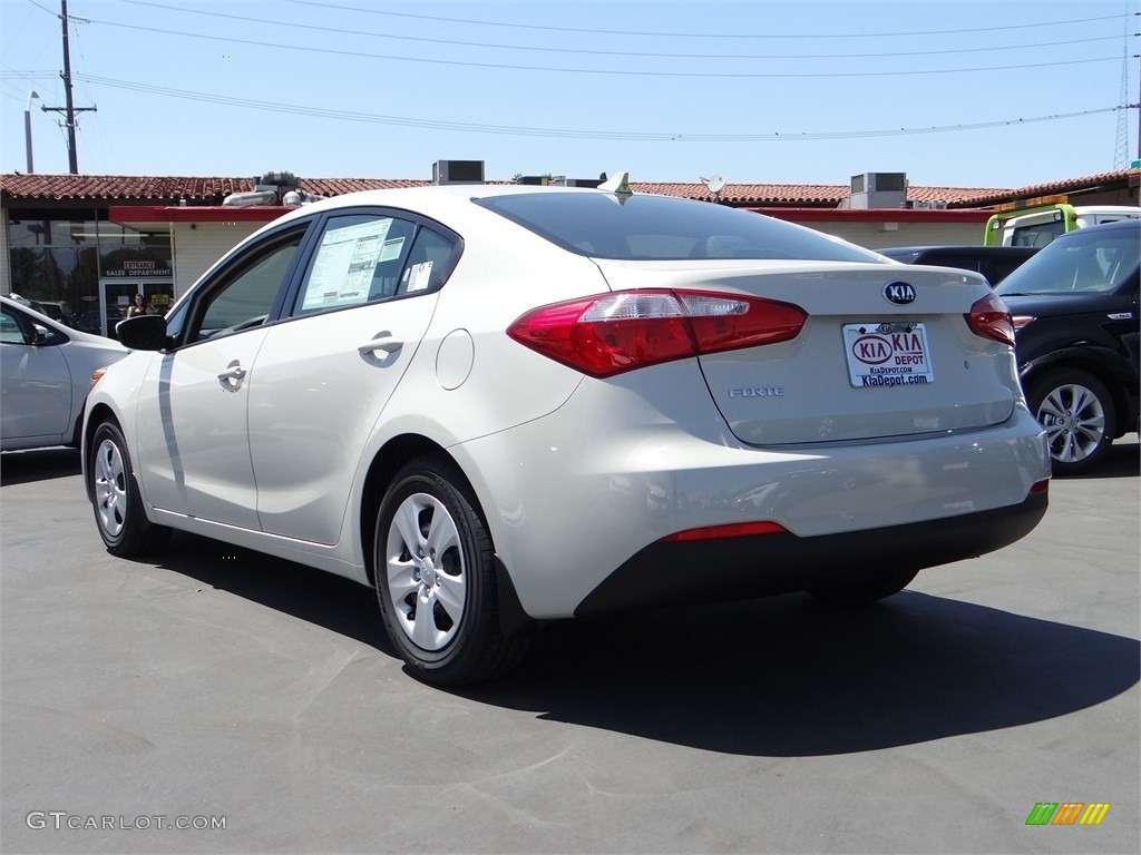 2015 Forte LX - Desert Sand / Gray Two Tone photo #4