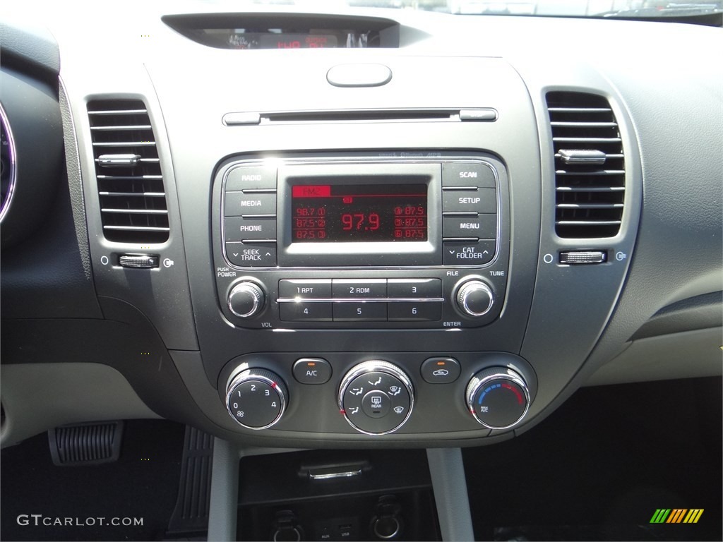 2015 Forte LX - Desert Sand / Gray Two Tone photo #12