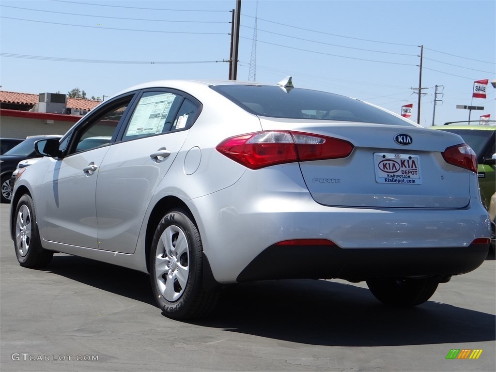 2015 Forte LX - Bright Silver / Gray Two Tone photo #4