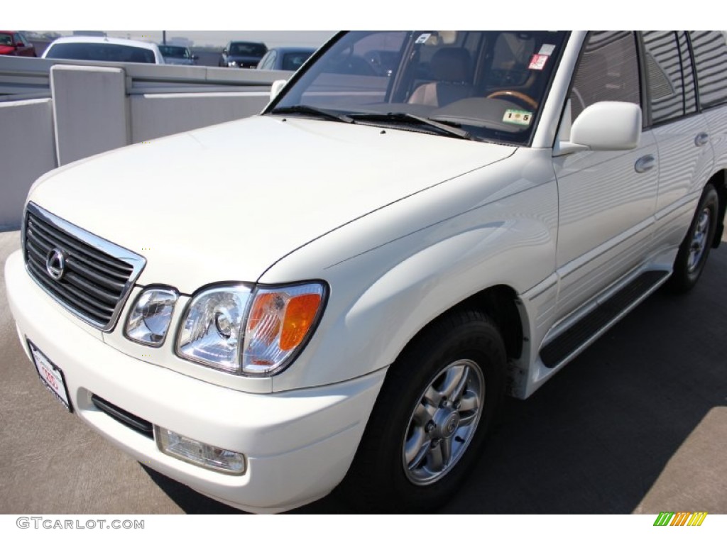 2001 LX 470 - Golden Pearl Metallic / Ivory photo #3