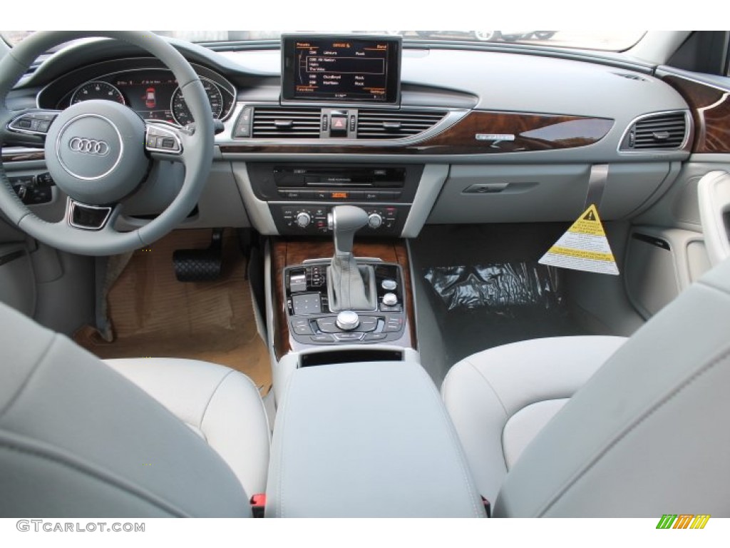 2015 Audi A6 3.0T Premium Plus quattro Sedan Dashboard Photos