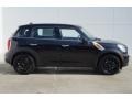 Absolute Black Metallic - Cooper Countryman Photo No. 2