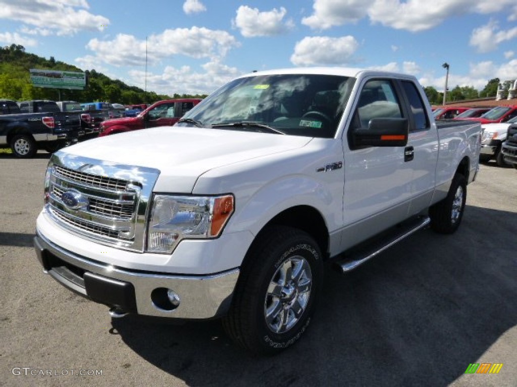 2014 F150 XLT SuperCab 4x4 - Oxford White / Steel Grey photo #4