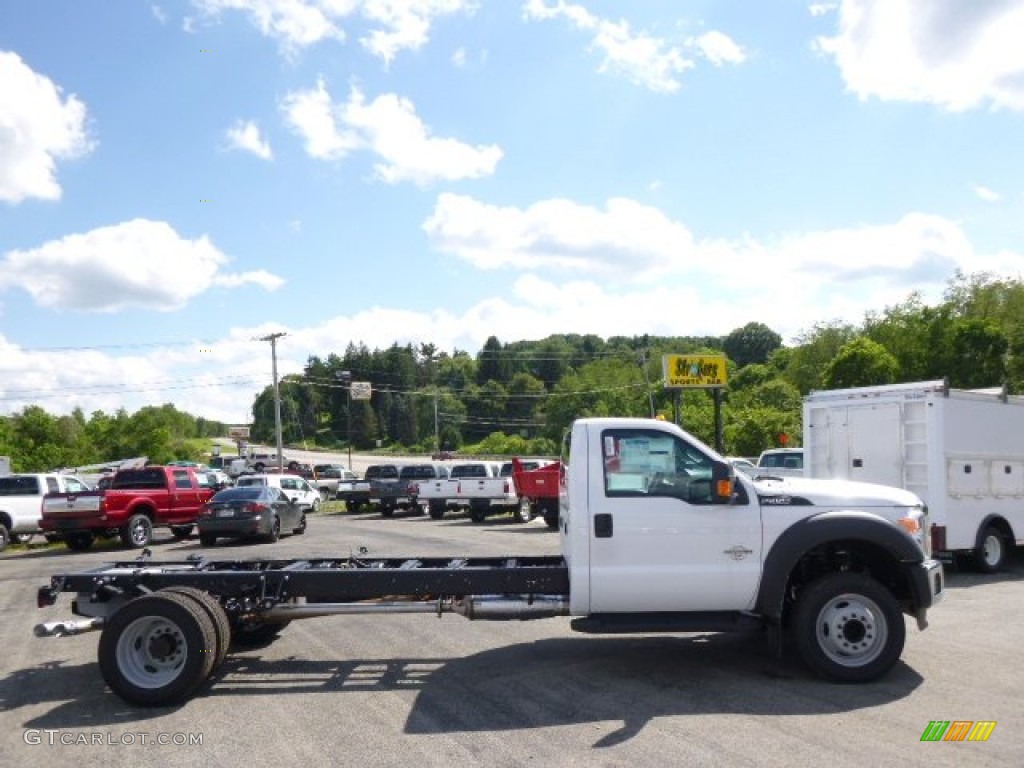Oxford White 2015 Ford F450 Super Duty XL Regular Cab Chassis Exterior Photo #96343397