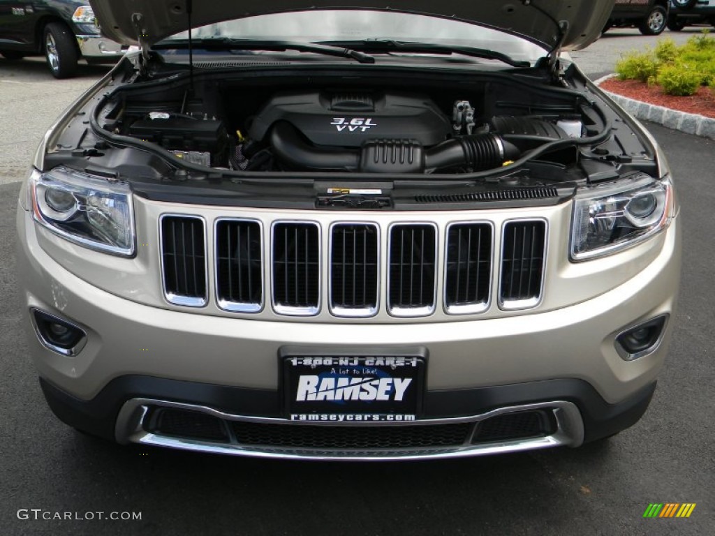 2014 Grand Cherokee Limited 4x4 - Cashmere Pearl / New Zealand Black/Light Frost photo #3