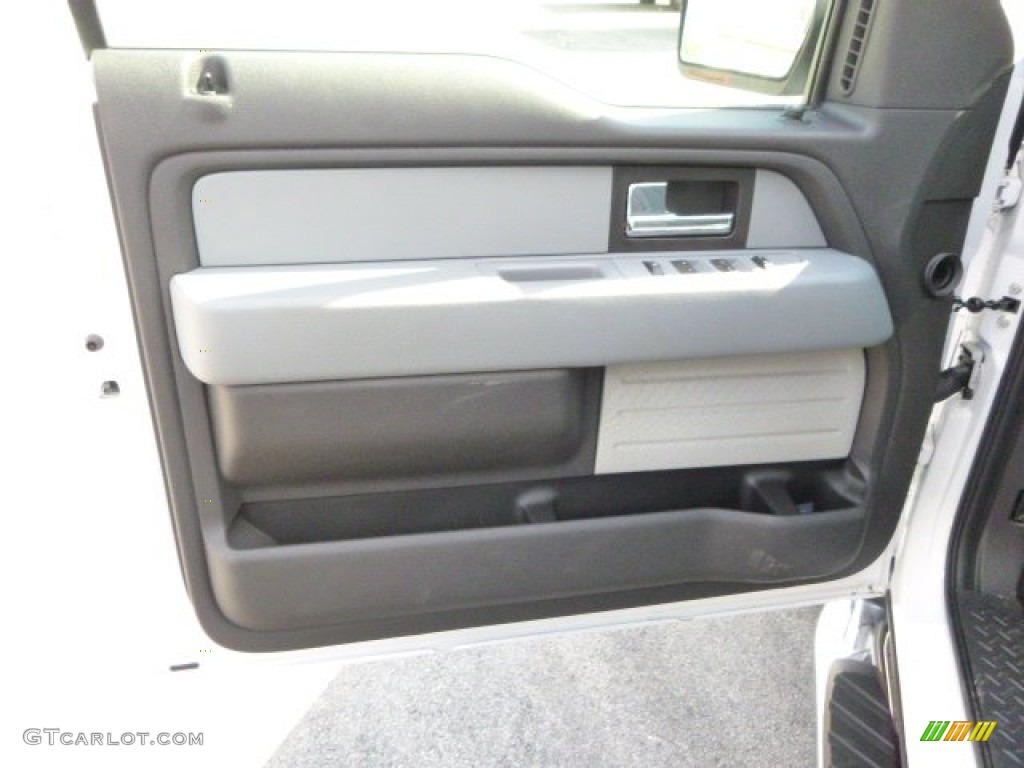 2014 F150 XL Regular Cab - Oxford White / Steel Grey photo #14