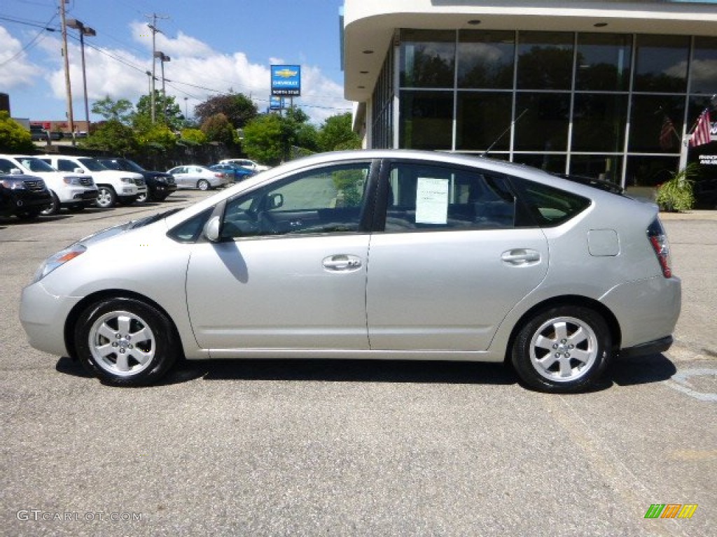 2005 Prius Hybrid - Millenium Silver Metallic / Gray/Burgundy photo #2