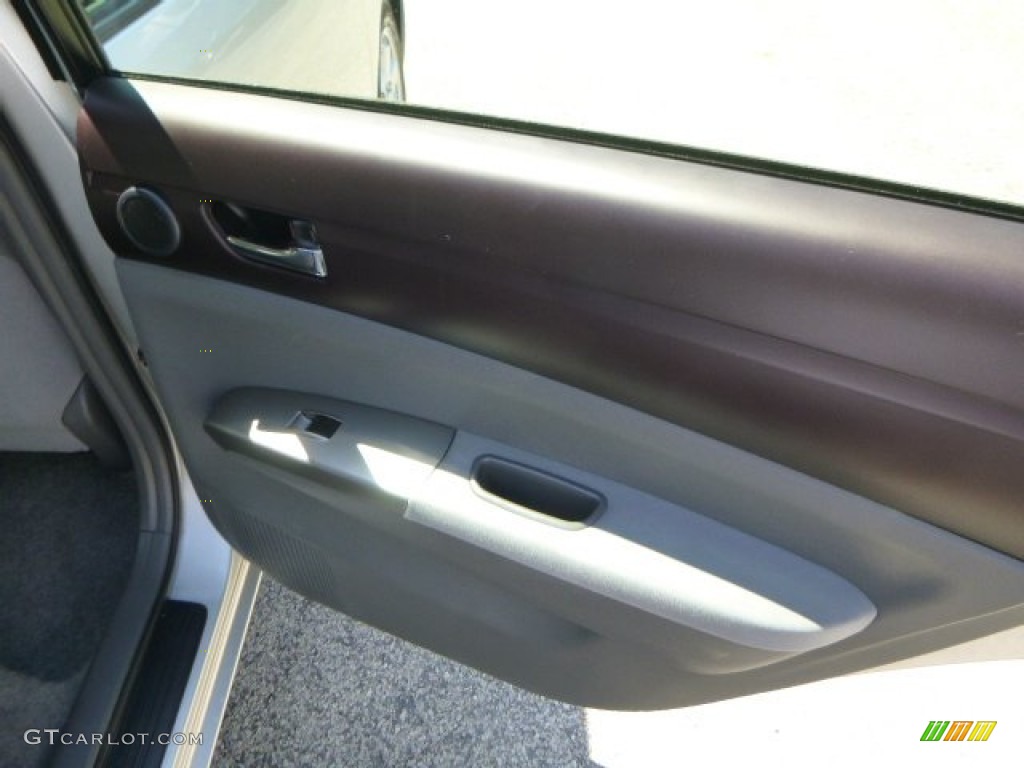 2005 Prius Hybrid - Millenium Silver Metallic / Gray/Burgundy photo #14